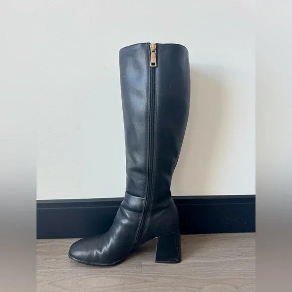 Coach Black Knee-High Block Heel Leather Boots 🖤 - Picture 12 of 16